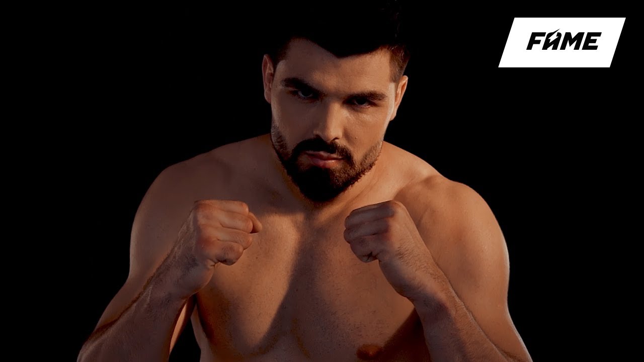 Fame Mma - Fame MMA Ring Girls Pokój Wielkiego Brata ...